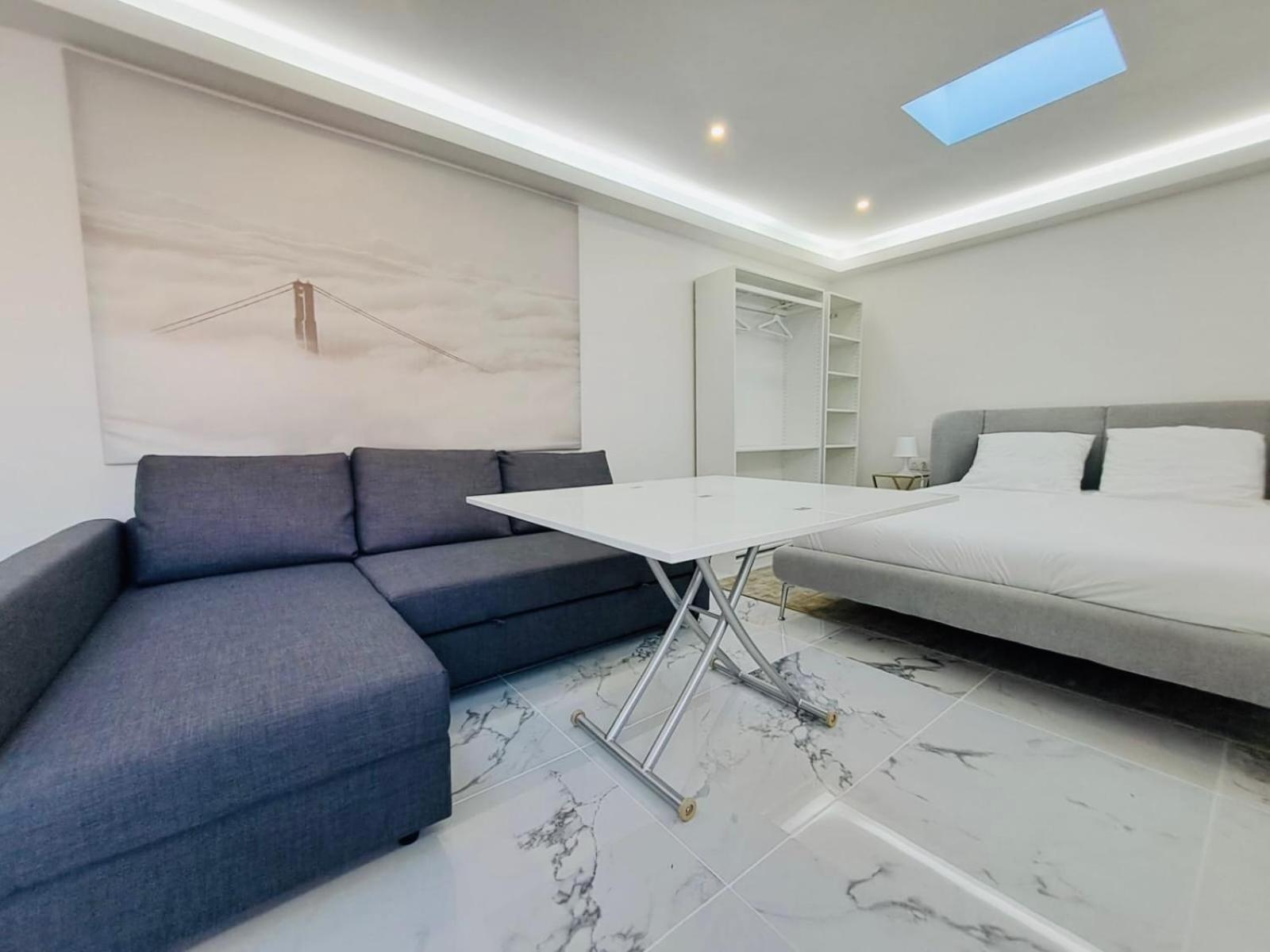 Spacieux Metro 14 Paris Apartment *